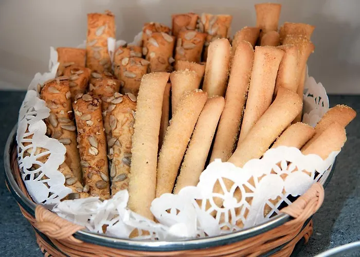 Alk Hotelᵀᴹ Hotel Kamarai